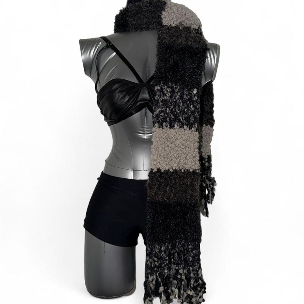 Women's Black and Grey Scarf-wraps